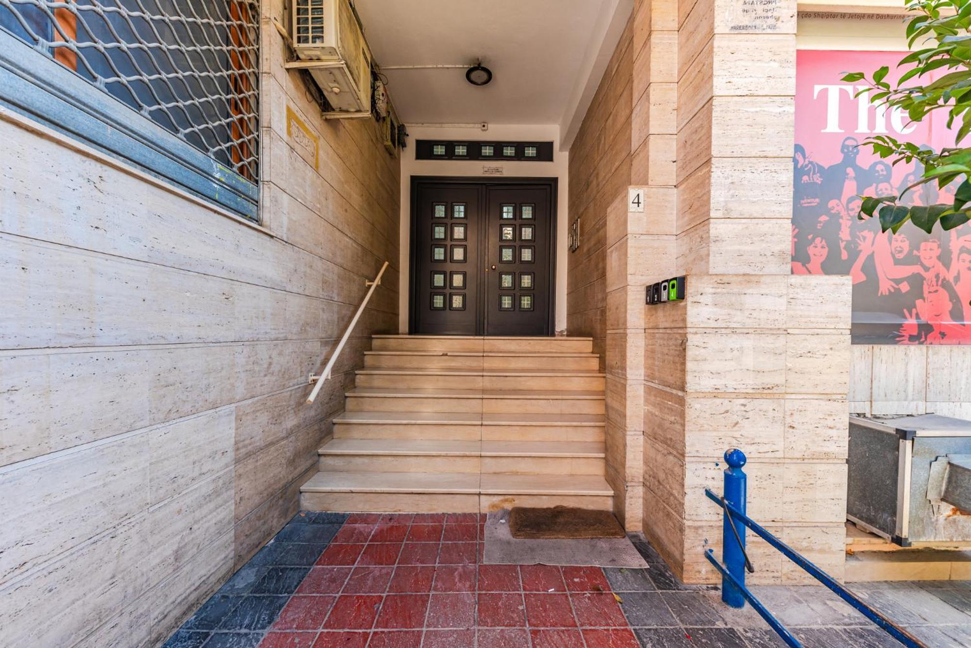 Atelier Apartments By Kondo Stays Tirana Extérieur photo