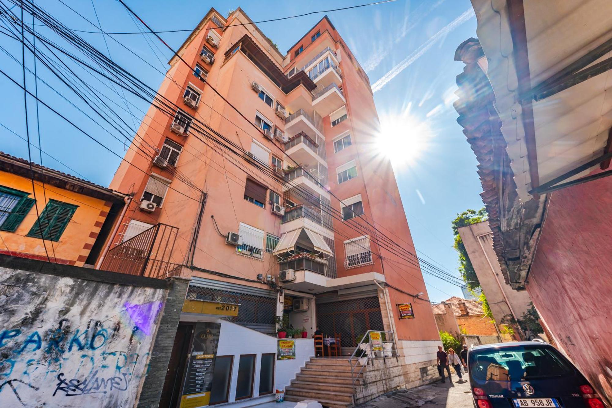 Atelier Apartments By Kondo Stays Tirana Extérieur photo